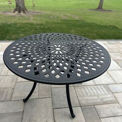 Patio table