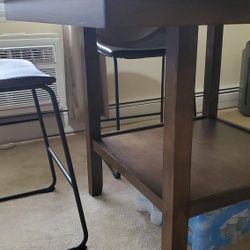 Kitchen Table W/ Lazy Susan