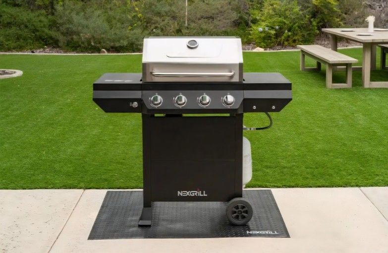 4-Burner Propane Gas Grill in Black with Stainless Steel Main Lid