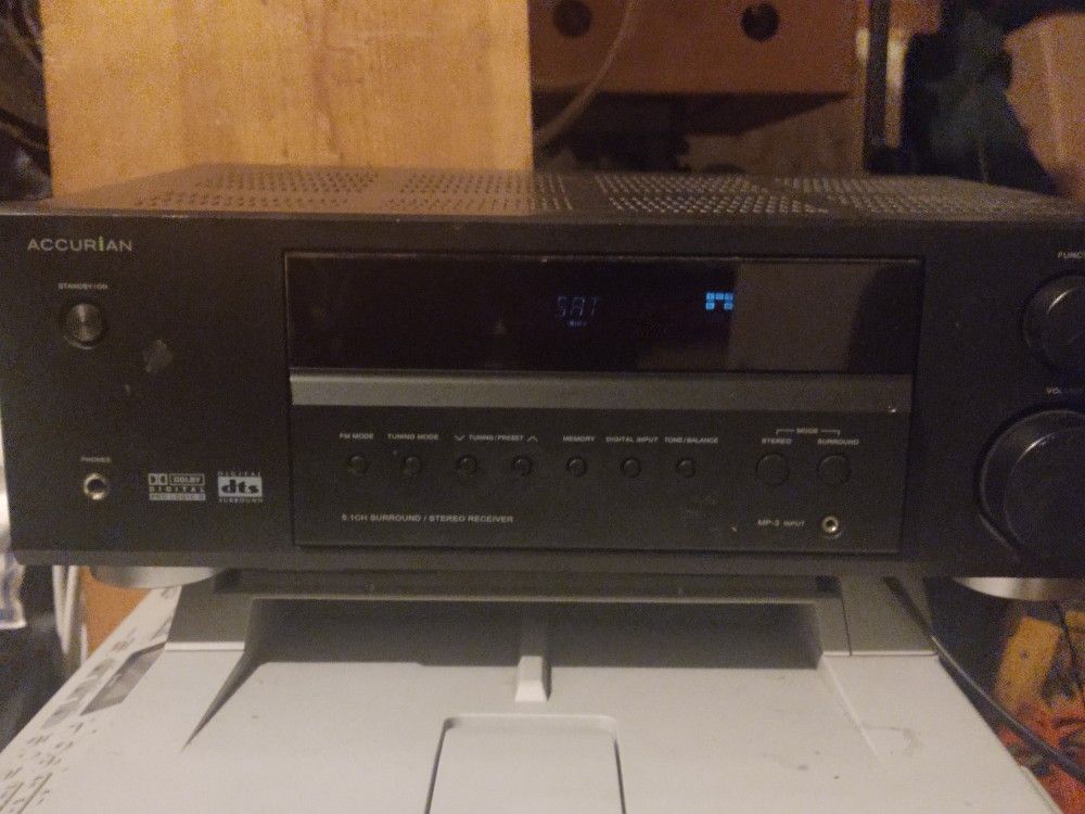 Accurian stereo receiver
