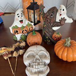 Halloween Decor  $60   Everything Must Go  EASY PiCK UP