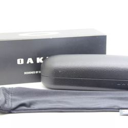 NEW OAKLEY BLACK AUTHENTIC EYEGLASSES SUNGLASSES CASE W/POUCH