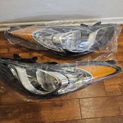 Hyundai Elantra Headlights 