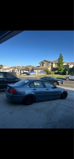1999 BMW 323i