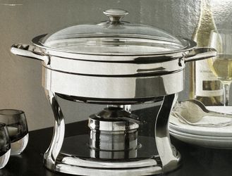 Chafing Dish 5 QT High Quality Stainless Steel Almost New (Used Once)