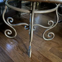 Dining Table Good Condition 