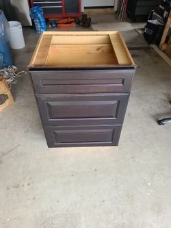 Side Vanity Cabinet.