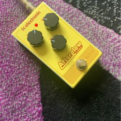 tc electronic afterglow chorus pedal