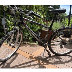 2-Diamondback Mountain bikes