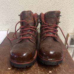 Women's Size 6.5m Boot 