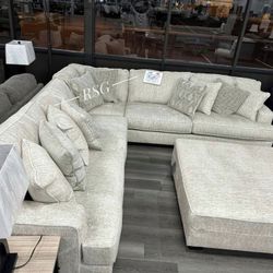 Rawcliffe L Shaped Modular Oversize Sectional With Reversible Cushions Mention Jon Green to the staff to confirm this price/offer! 🔥