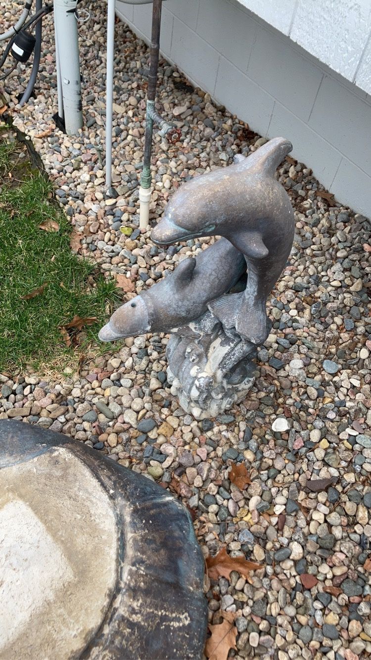 Dolphin Fountain