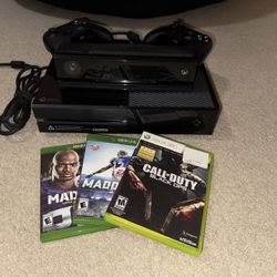 Xbox One with Kinect – 2 Controllers + Bonus Games – Great Value!
