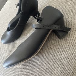 Dance Shoes Size 6.5 