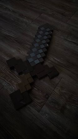 Minecraft sword go take down some mobs