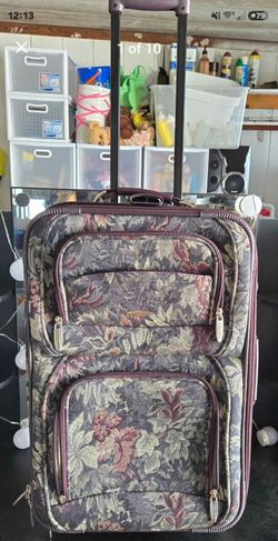 Suitcase Luggage with matching bags Pierre Cardin Floral Rolling Suitcase