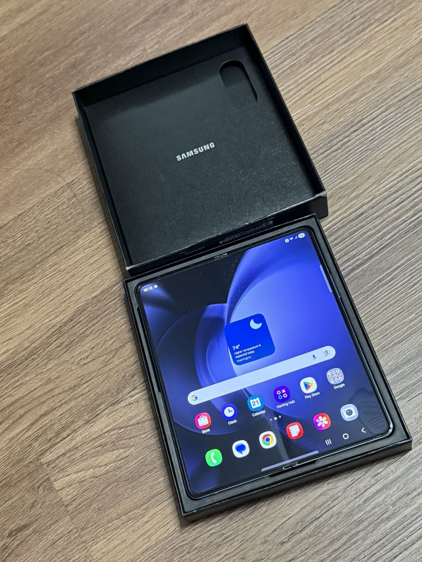 Samsung Galaxy Z Fold 5 256GB Unlocked