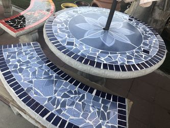 Patio table