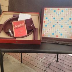 SCRABBLE BOARD GAME THE BOARD SPINS IN GREAT CONDITION