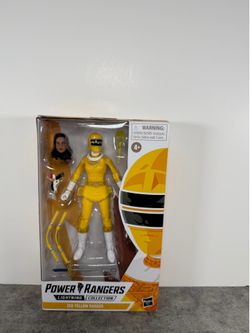 Power Ranger Yellow Lightning Strike