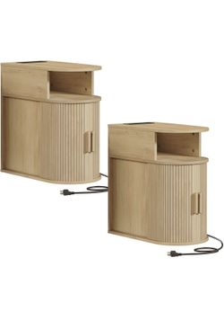 Narrow End Table Set of 2,Fluted Sofa Side Table with Charging Station and Storage Shelf, Mid-Century Bedside Table, Modern Nightstand for Living Room
