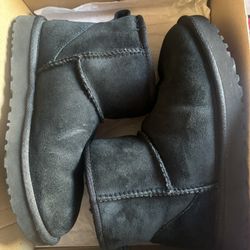 Black Ugg Boots 