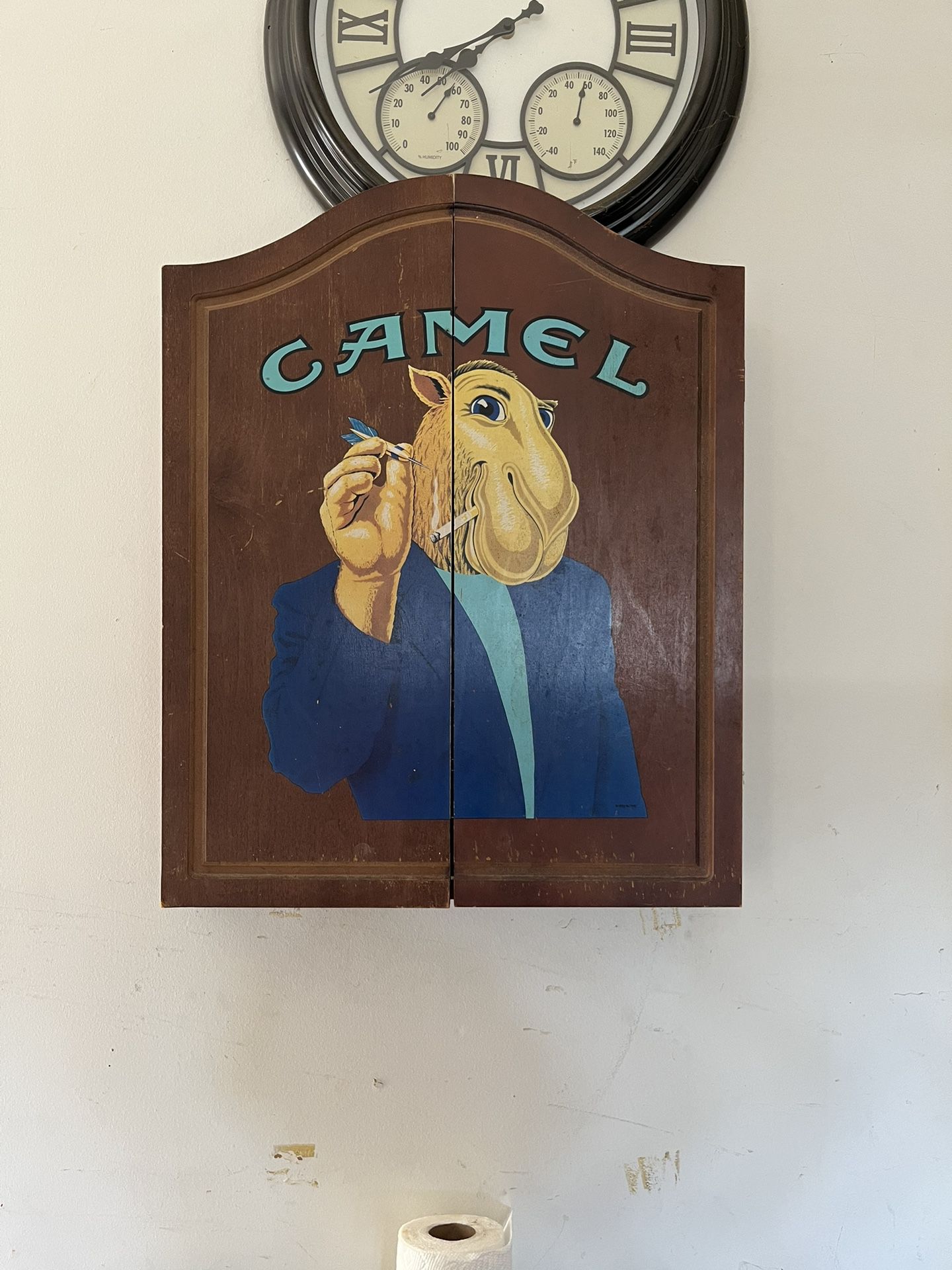 Camel Joe Dart Board