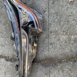 2020-2022 Toyota Corolla Left Headlight