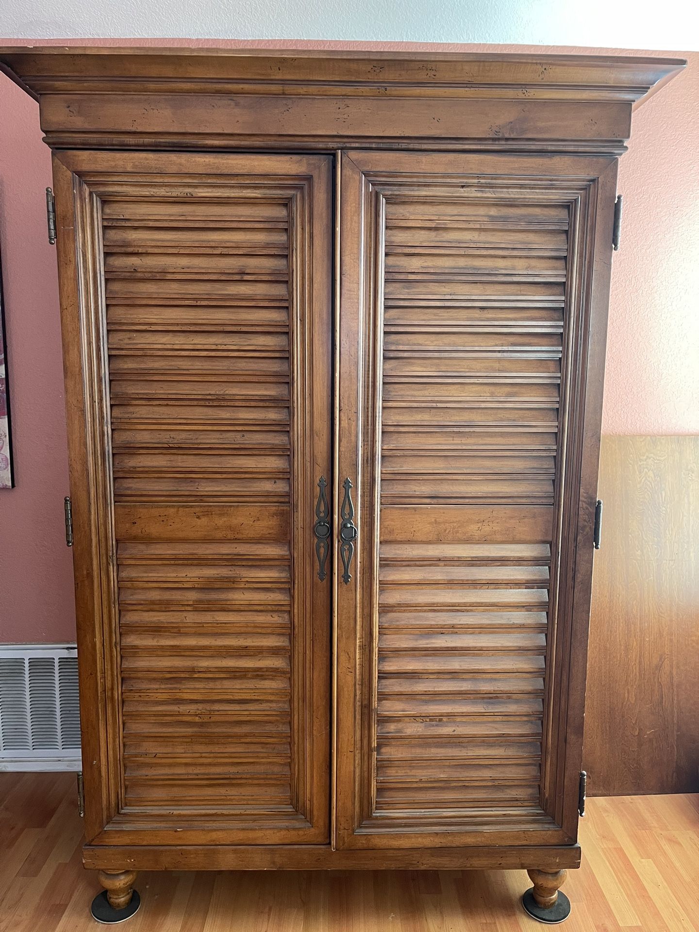 Armoire