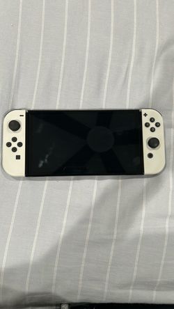 Nintendo Switch Black and White