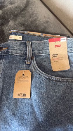 New Women’s Levis