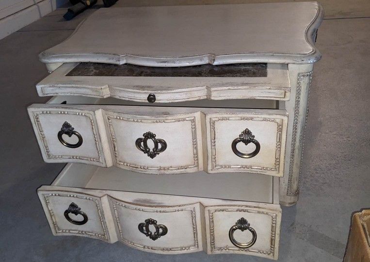 VINTAGE FRONT GATE FRONTGATE ITALIAN MARBLE TABLE BRASS HANDLE PULL HARDWARE KNOB DRAWER STORAGE DRESSER NIGHTSTAND DRESSER CONSOLE ACCENT CABINET