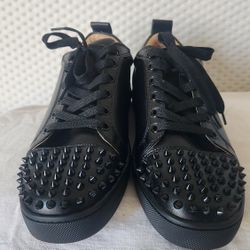 Christian Louboutin Louis Junior Spikes sneakers in black leather