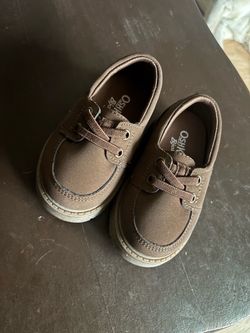 Toddler shoes size 5