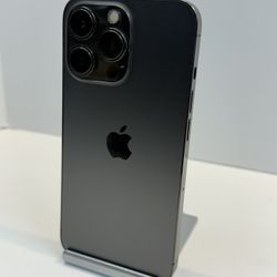 Apple iPhone 13 PRO 512gb. ( Fully Unlocked )