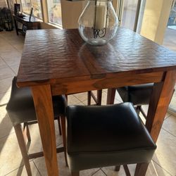 Mango Wood Pub Table With 4 Stools