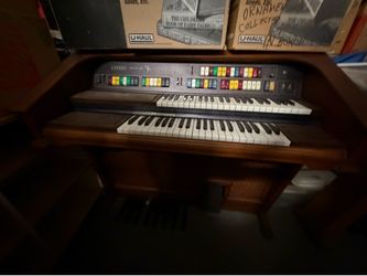 Lowery Magic Genie 98 organ