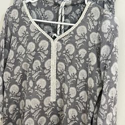 Three Middle East Women’s Outfits All For $20There’s Three Outfits