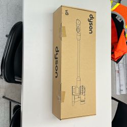 Dyson V8 Plus Cordless Vacuum