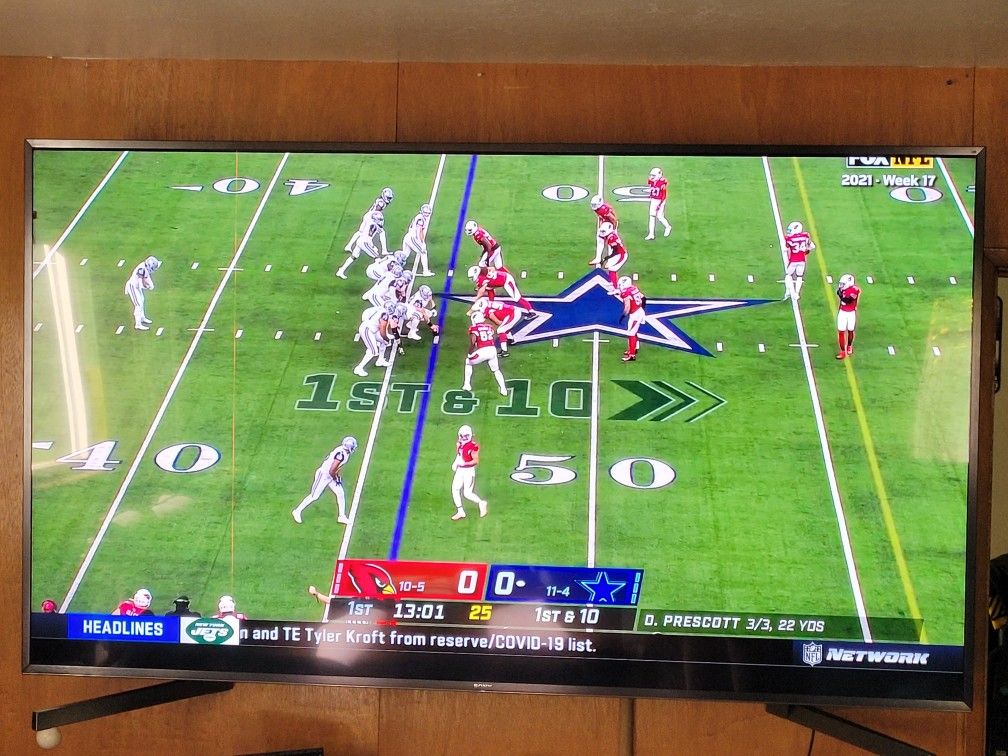 Sony XBR85X900F 85in TV Has Red Line