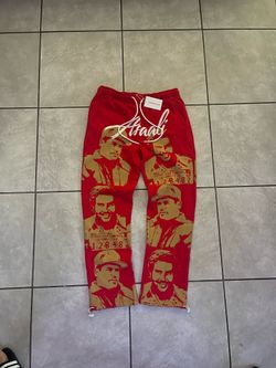 Asaail sweats