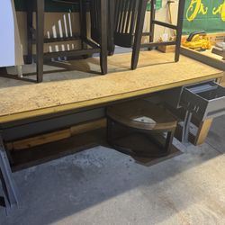 Metal Work Bench With Drawer