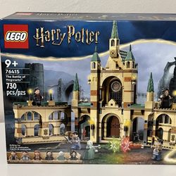 LEGO Harry Potter The Battle of Hogwarts Building Set, Buildable Castle and 6 Minifigures, 76415. 