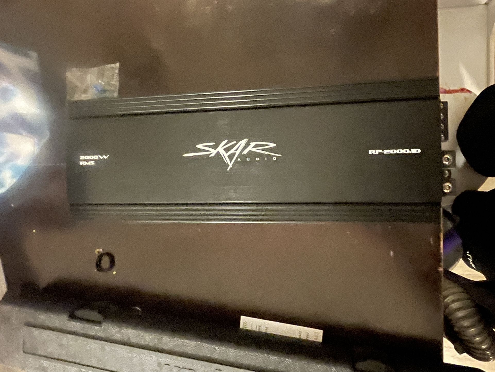 2000 Watt Amp Skar
