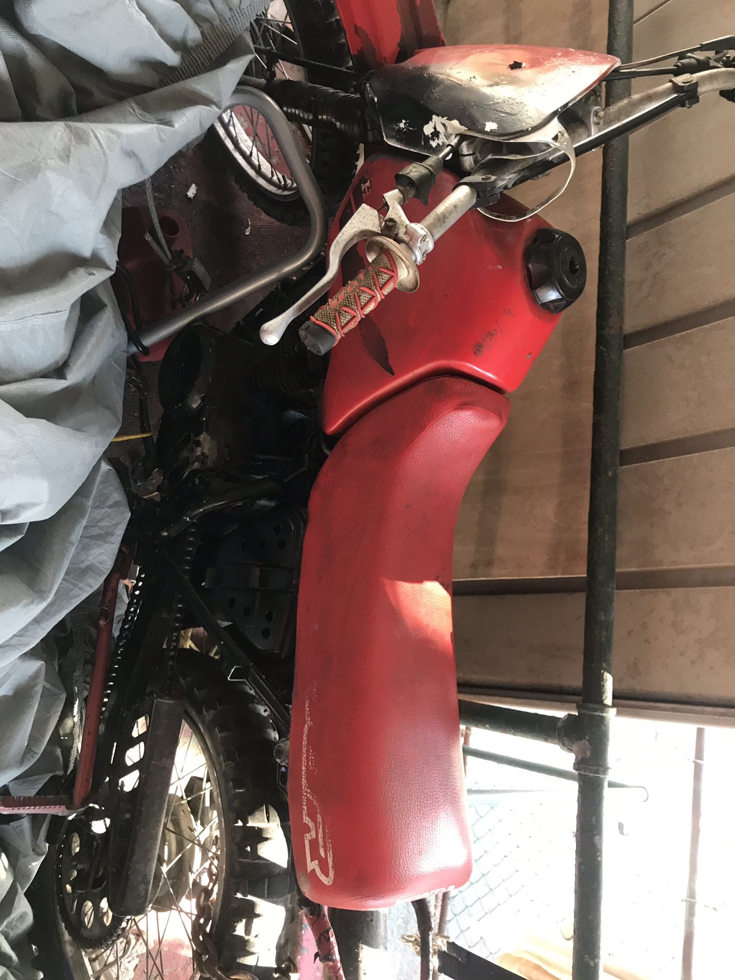 Xr100