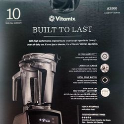 Vitamix A3500 Ascent Series 64 oz, 10-speed Blender - Brushed Stainless Blender