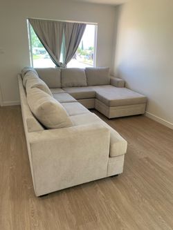 Living spaces 2 piece sectional