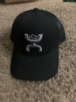 Hollister Co. black trucker cap with silver logo