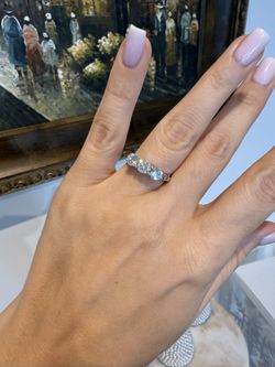 14K White Gold 2.00ct Natural Diamonds Gorgeous Ring