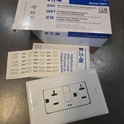 20 amp gfci  White 
